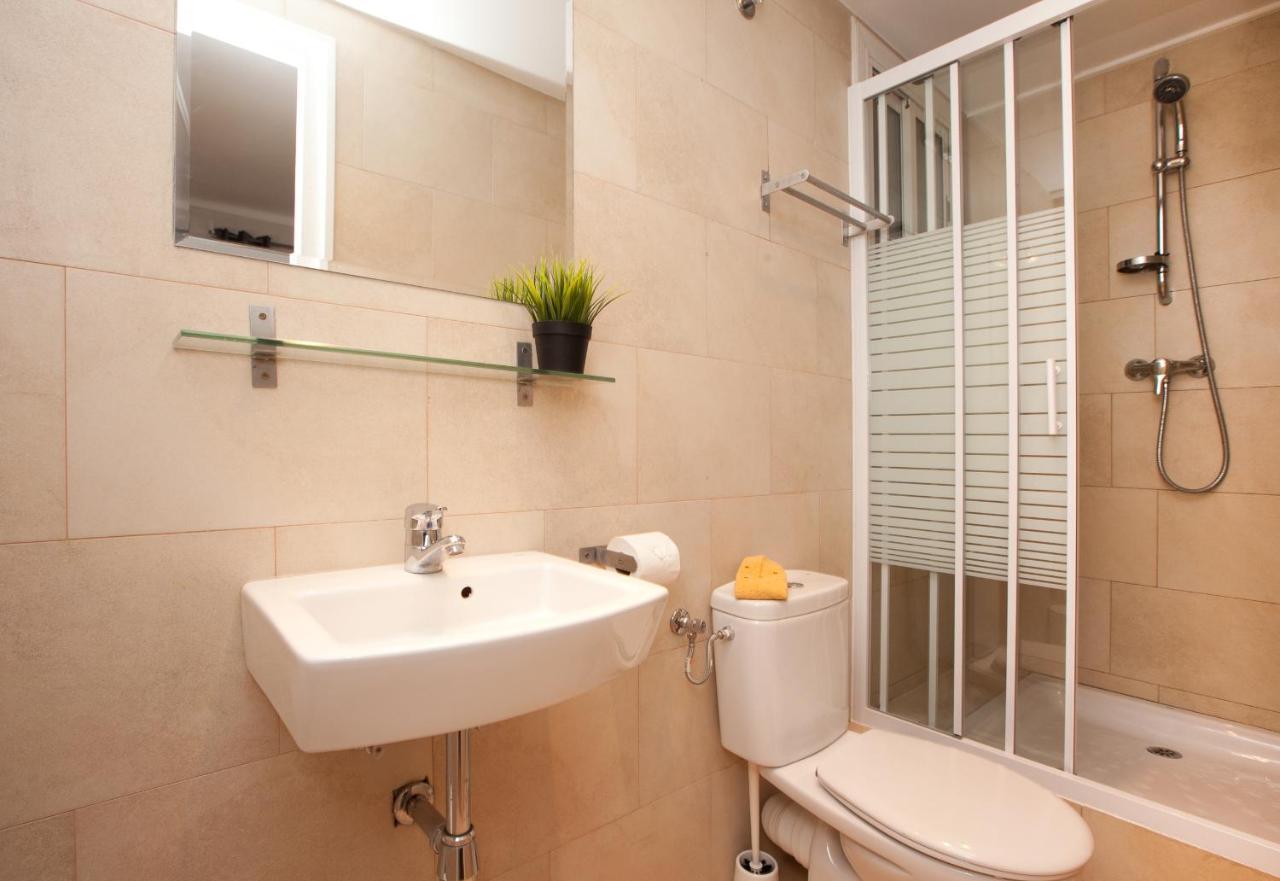 Enjoy Apartments Vp Camp Nou Barcelona Exterior photo